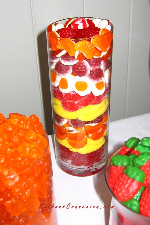 Fall season wedding candy bar