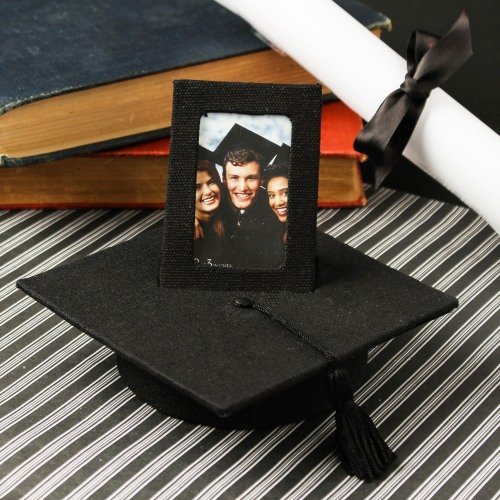 Graduation Party and Gift Guide - Graduation Keepsake Photo Box